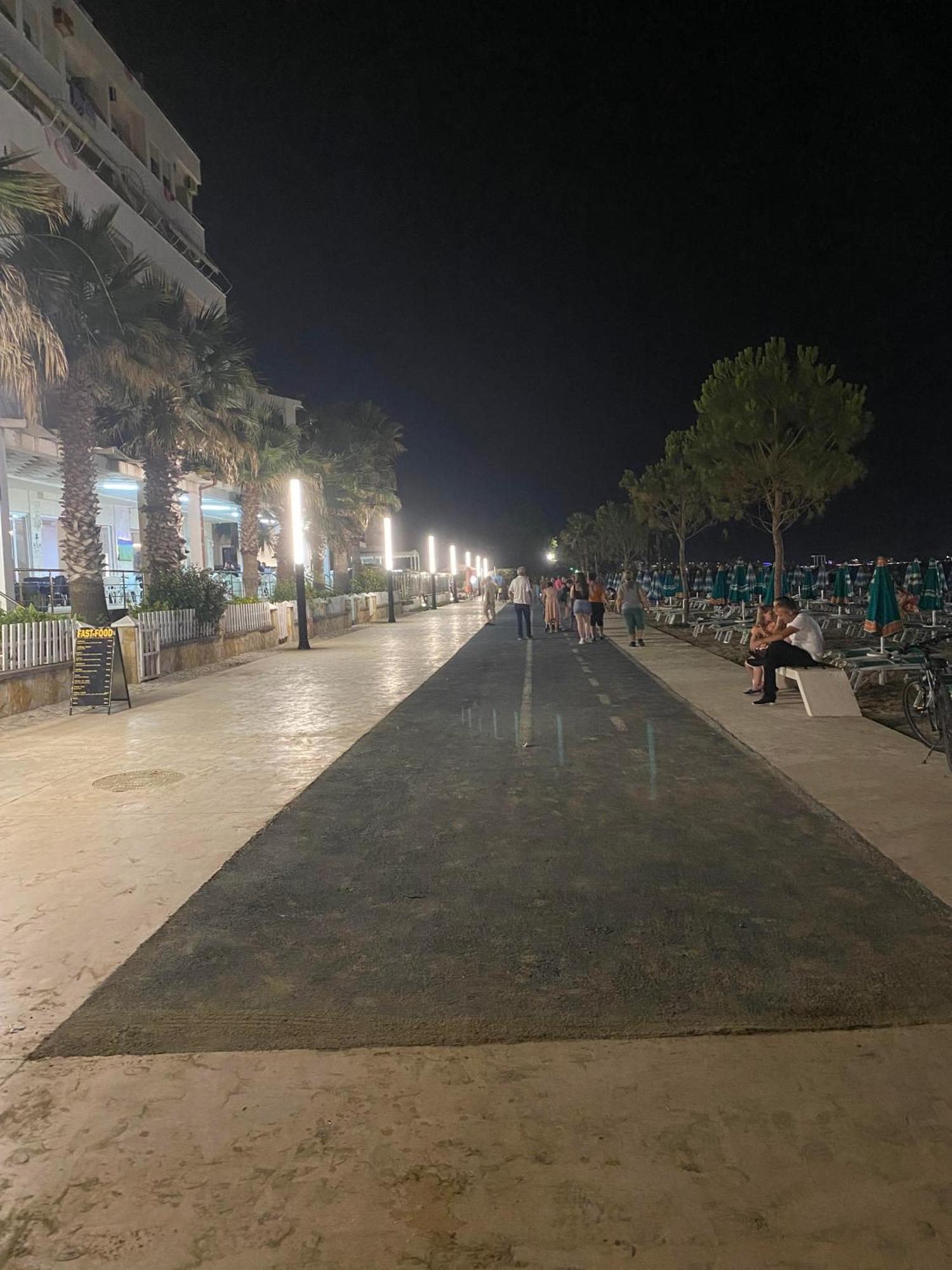 Holiday Apartments * Durrës