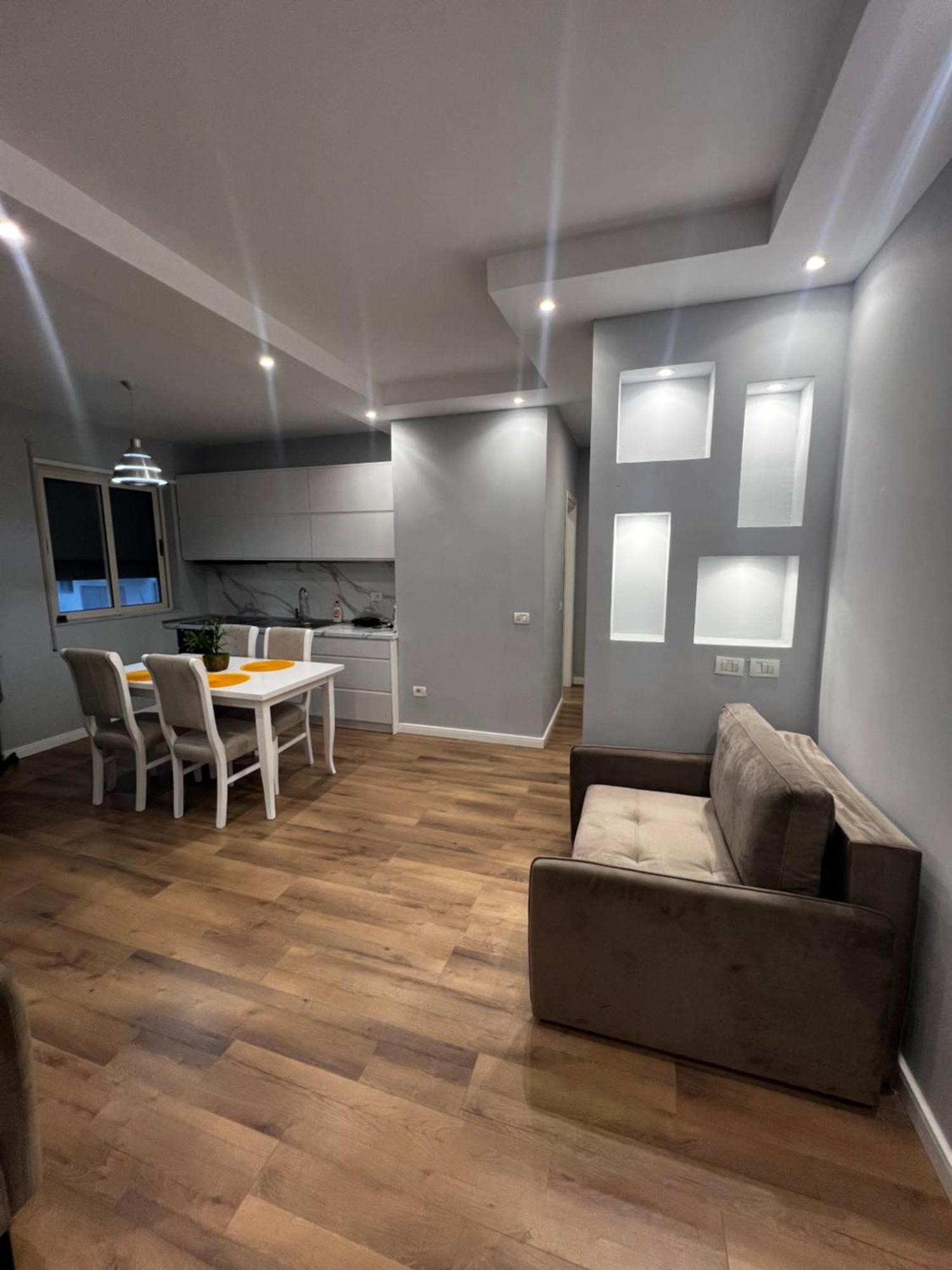 Apartment Holiday Apartments Durres